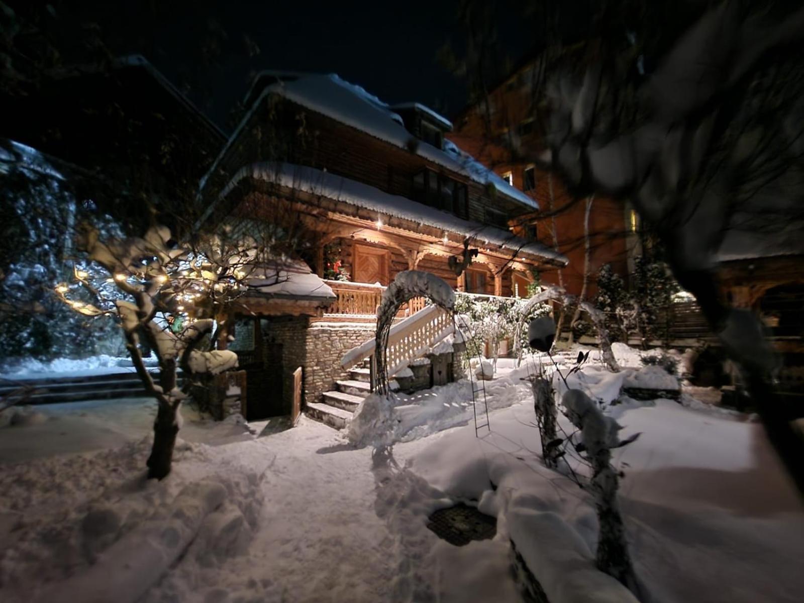 Suita Pin - Catun Sinaia Buitenkant foto