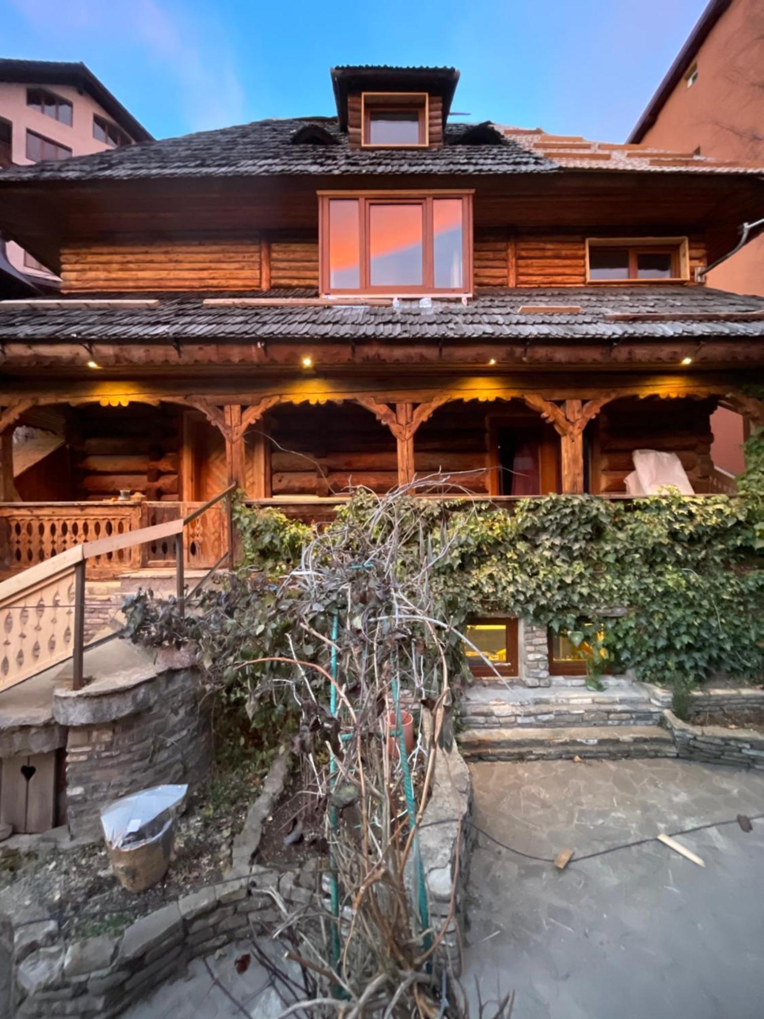 Suita Pin - Catun Sinaia Buitenkant foto
