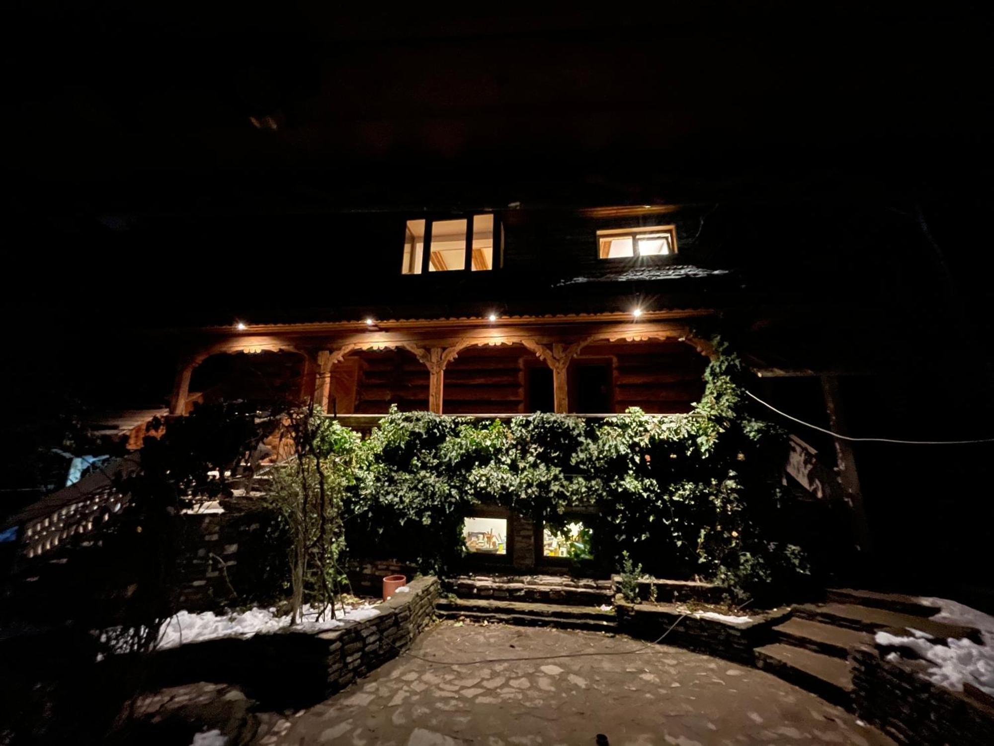 Suita Pin - Catun Sinaia Buitenkant foto